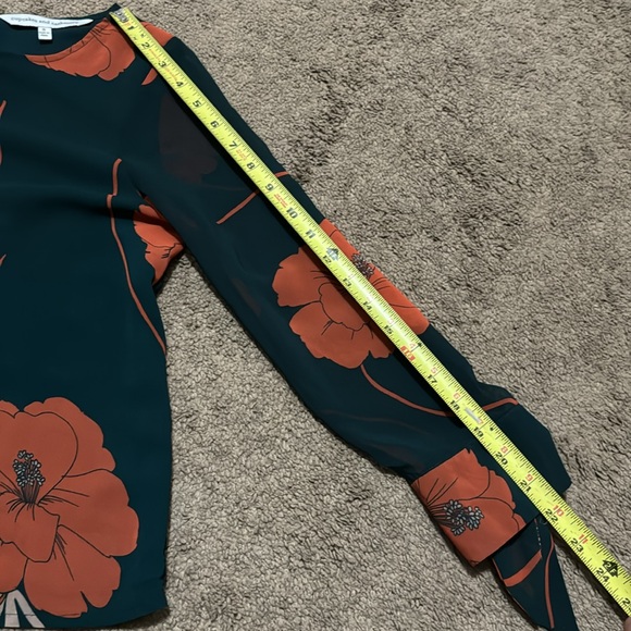 Cupcakes and Cashmere Josette Swing Style Blouse-Dark Green/Red Poppies-Sz S - Picture 13 of 15